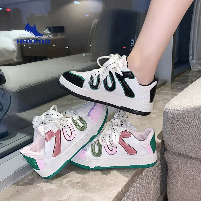 

Женские дышащие кроссовки на мягкой подошве, новинка 2022, модная повседневная обувь на плоской подошве, дышащая мягкая женская массивная Вул...