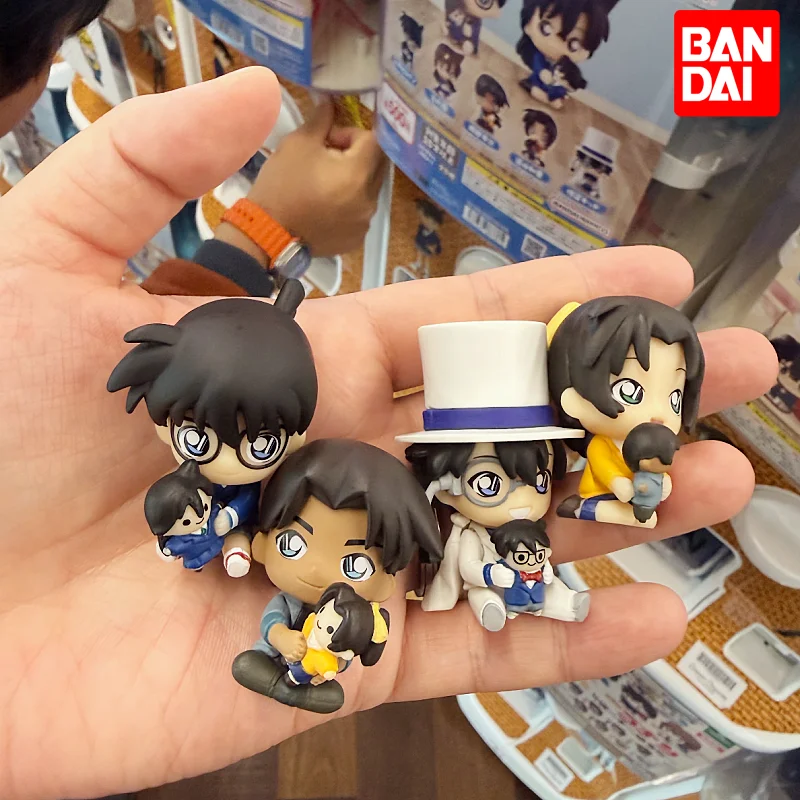 Фото Коллекционная фигурка Bandai Detective Conan Gashapon (сидячая), 4 см: Кайто Кид, Ран Мори, Хэйдзи Хаттори, Казуха Тояма – для фанатов аниме №1
