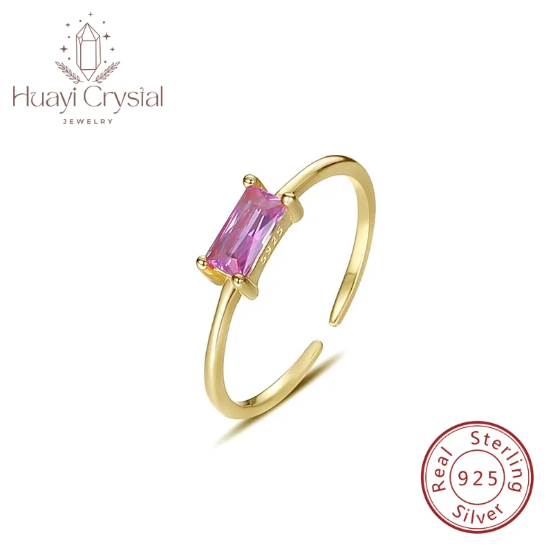 Женское кольцо с драгоценными камнями