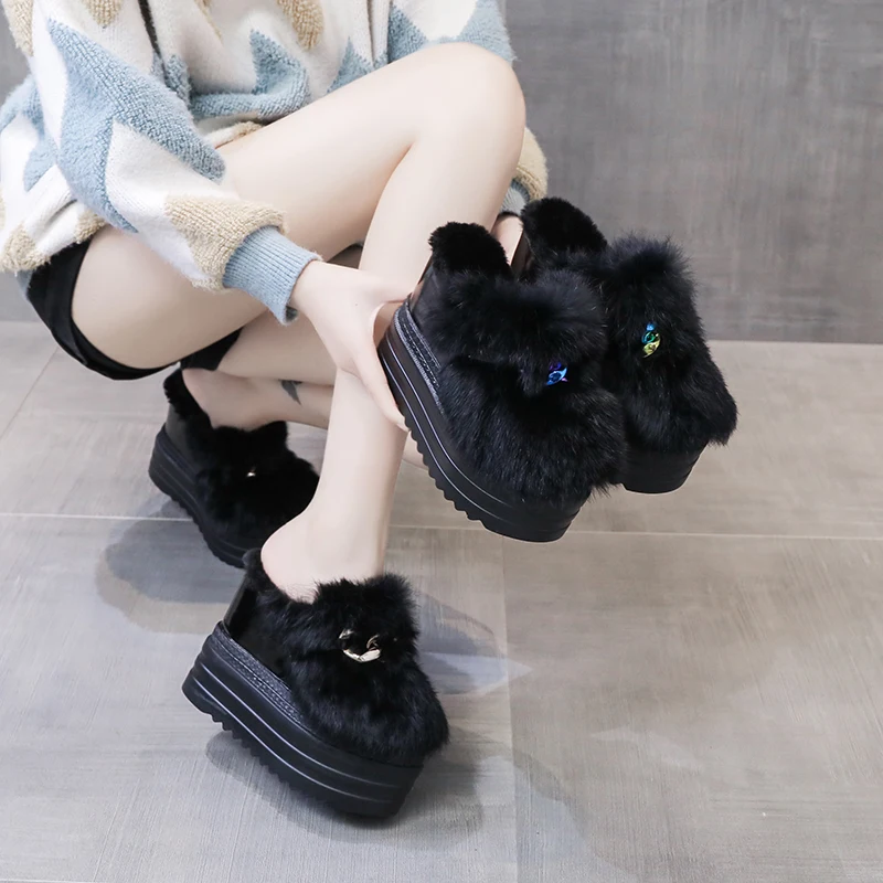 

Женские шлепанцы на платформе, меховые сандалии на танкетке, с закрытым носком, 2022