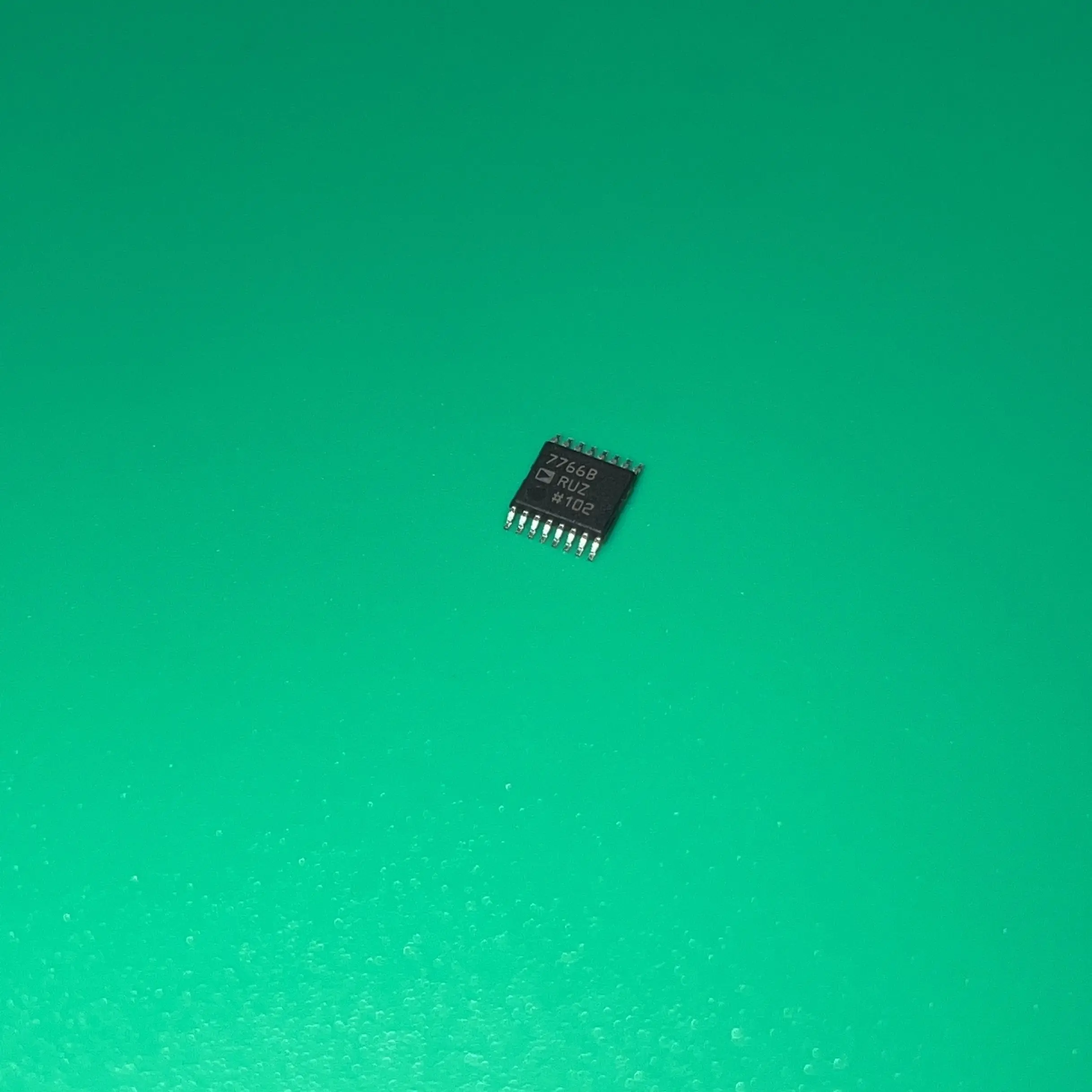 

AD7766BRUZ TSSOP16 аналогоцифровой преобразователь 24BIT 128 KSPS SAR 16tssop 7766 BRUZ 7766B