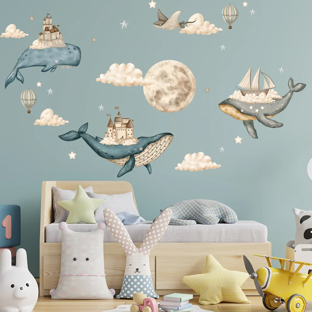 

Настенная наклейка "Кит с луной"