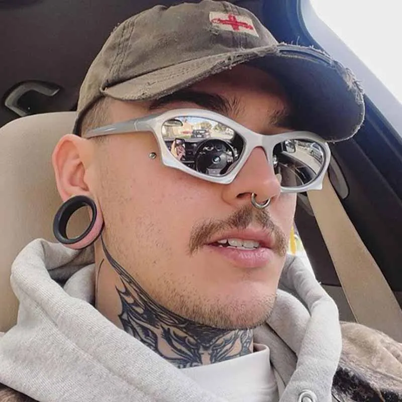 

Fashion Silver Sports Sunglasses Men Y2K Punk Street Wrap Around Goggle Men's Sunglasses Shades Mirror Colorful Fashion Eyewear