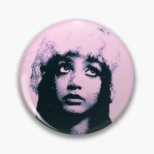 Розовая наклейка Pinkpantheress мягкая булавка для пуговиц брошь забавная шляпа