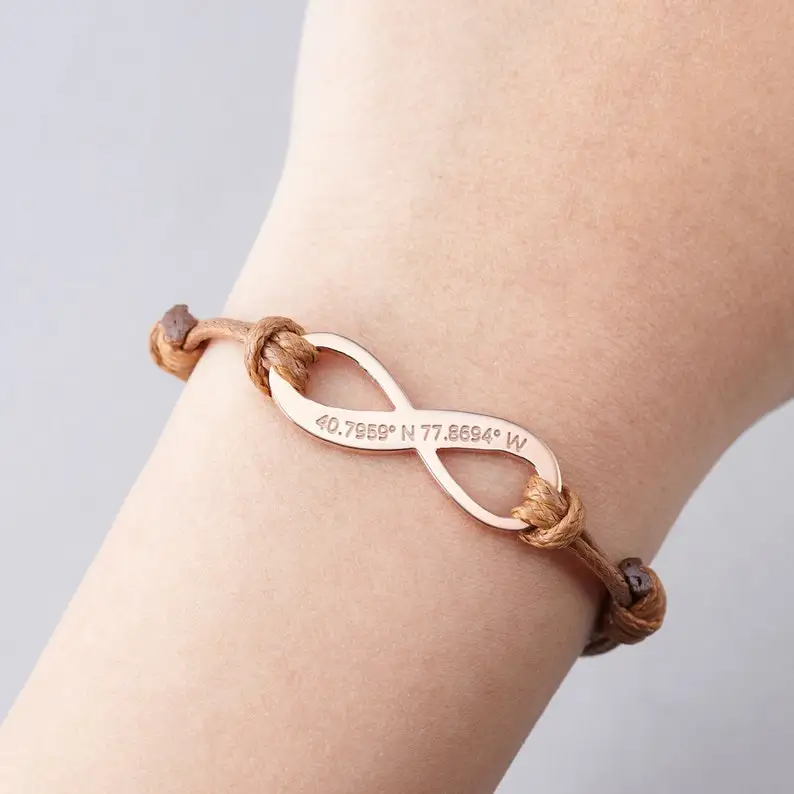 

Personalized Engraving Name Custom Bracelet Men Women Infinity Pendant Adjustable Leather String Bracelet Valentine's Day Gift