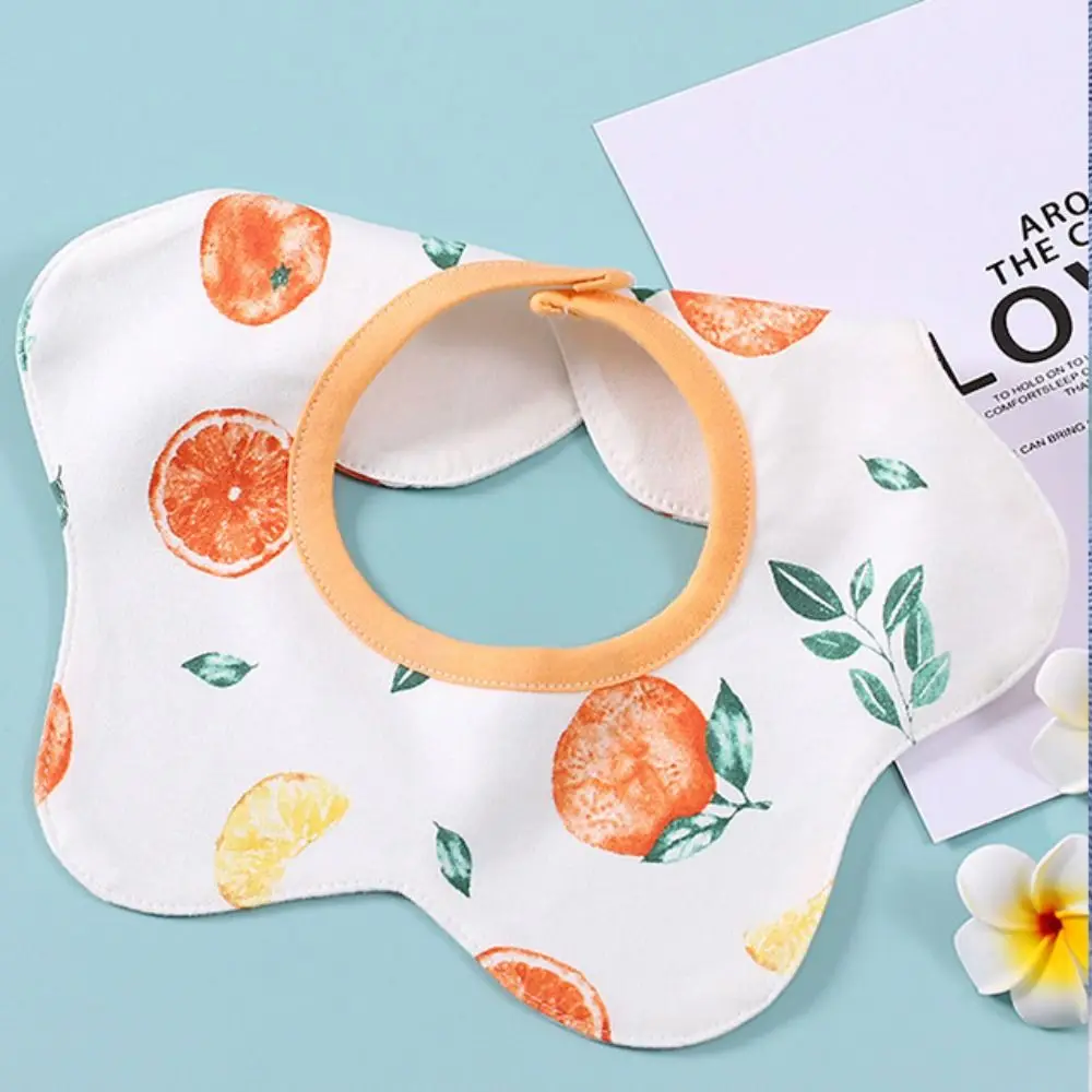 Рисунок 5 - Нагрудники для новорожденных