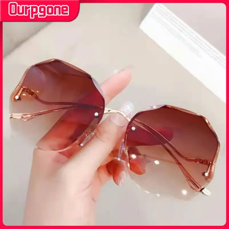 

Sunshade Cycling Eyewear Female Uv Protection Driving Travel Shades Eyewear Gradient Shades Unique Goggle Round Frameless Uv400