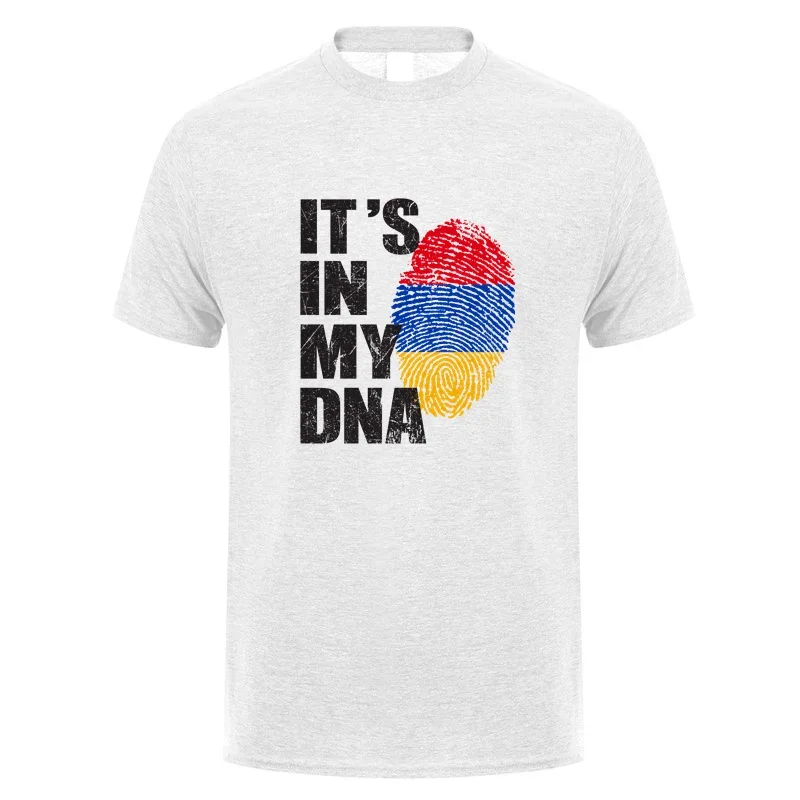 Футболка мужская летняя с надписью It's In My DNA