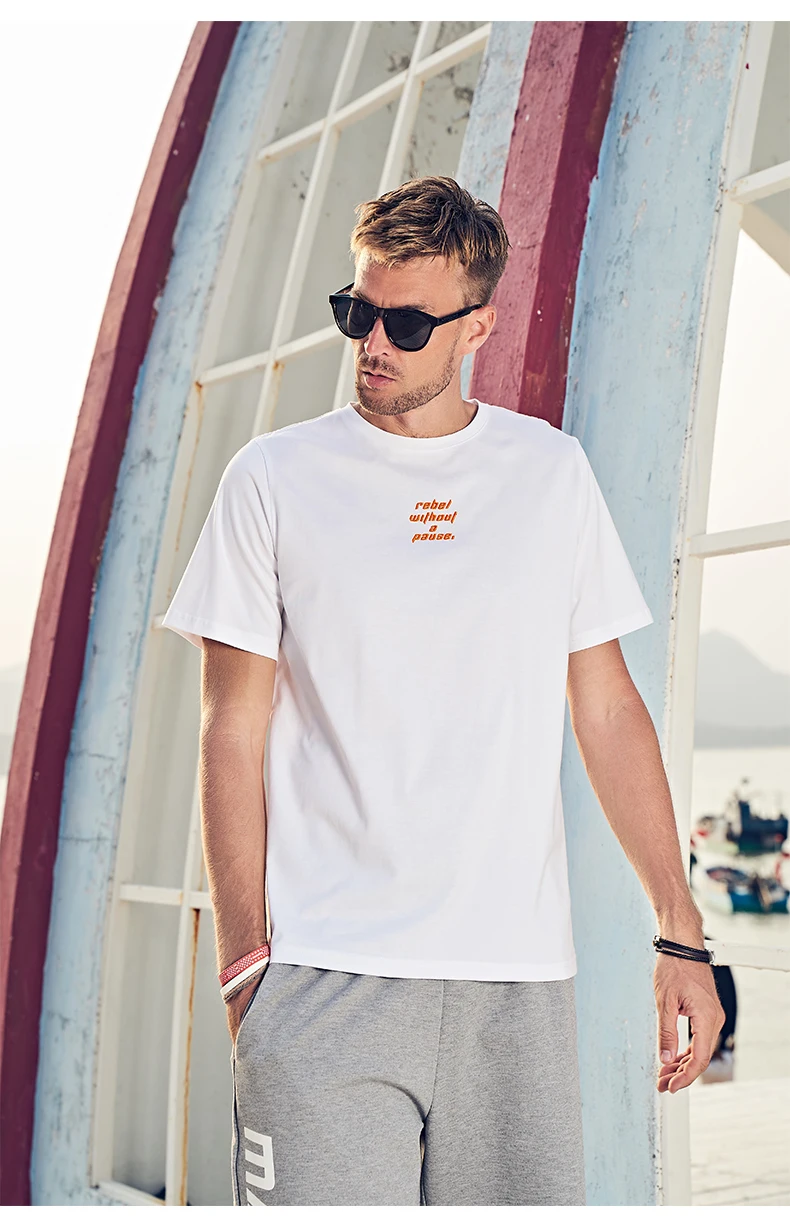 

0386 Korean version of the trend of all-match men's half-sleeved letter embroidery pure cotton short-sleeved T-shirt