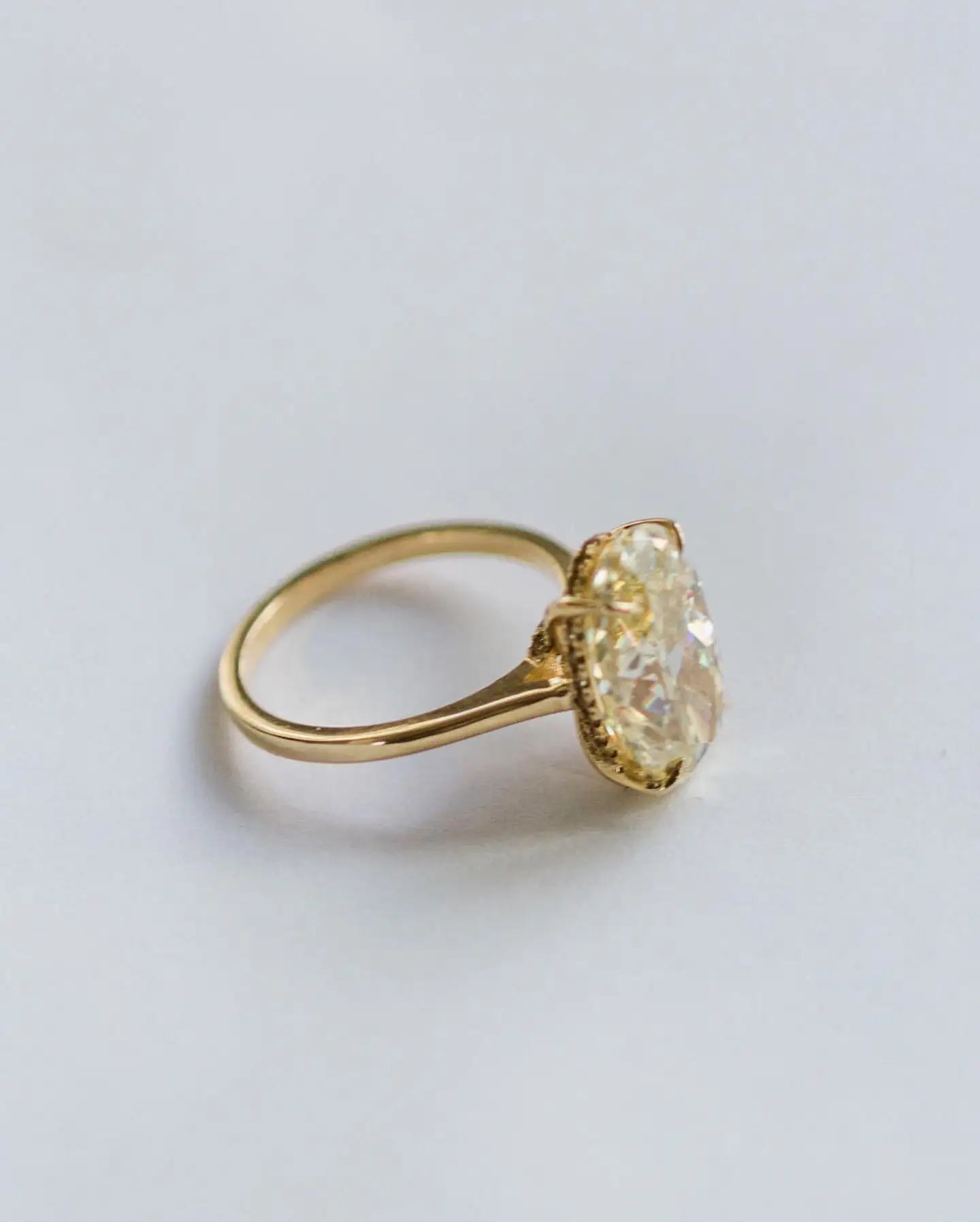 JOVOVASMILE Fancy Vivid Canary Moissanite Rings 8 Carat 14x9mm Crushed Ice Hybrid Oval 18k Yellow Gold Jewelry For Woman Wedding
