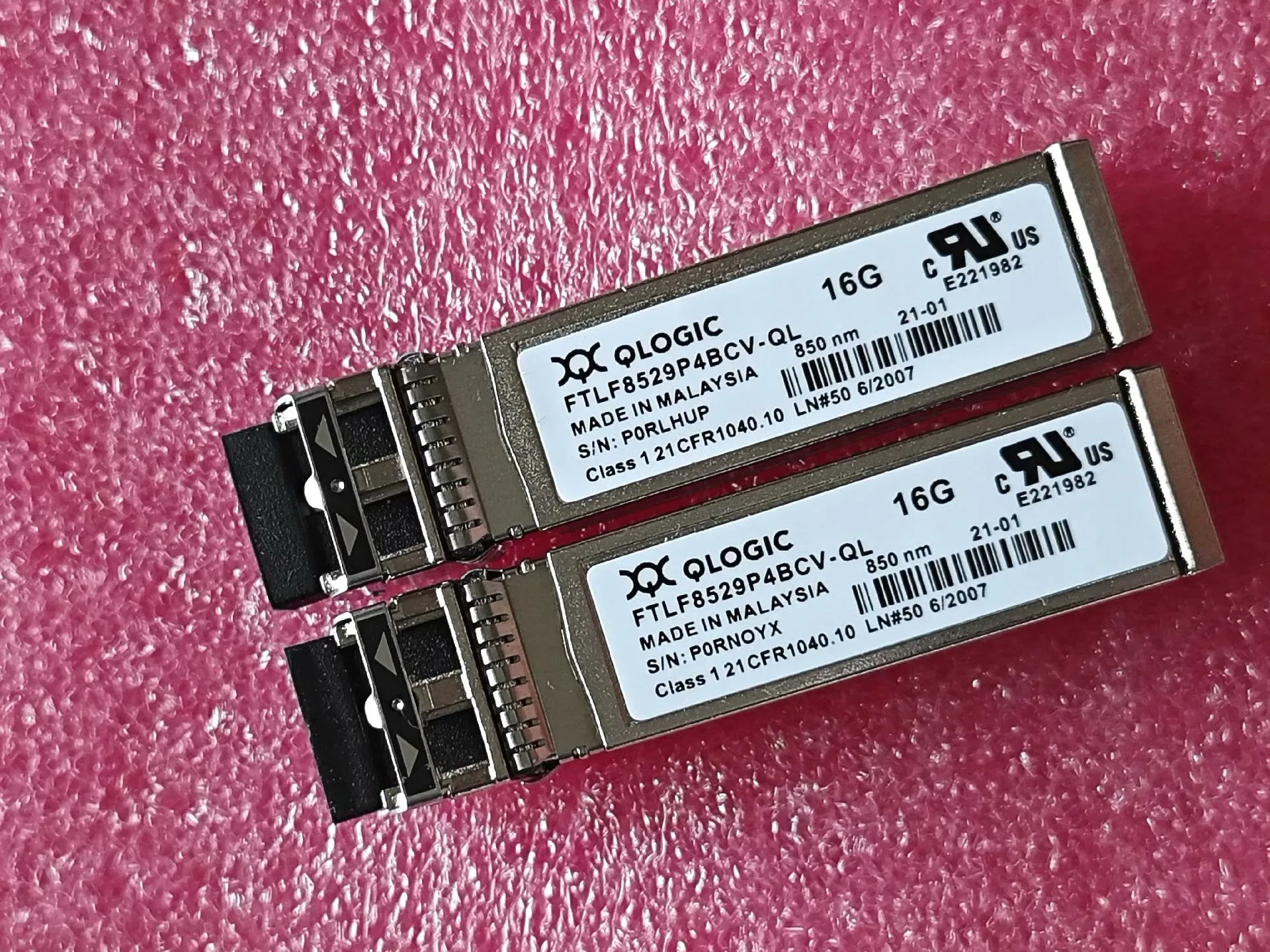 Фото 1 шт. FTLF8529P4BCV-QL Qlogic Fibre Channel SFP 16G 16 ГБ 850 нм Qle2670 Qle2672 Qle2690 Qle2692 FC двухпортовый модуль HBA SFP+ №1