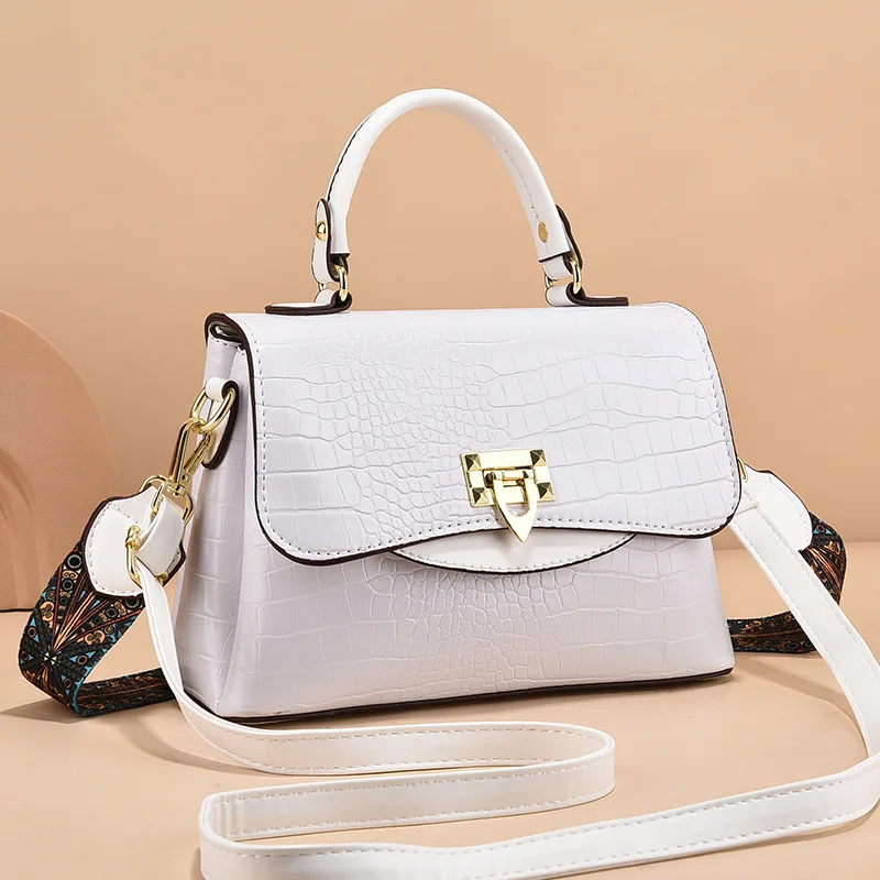 

2023 New Hot Selling Niche Design Simple and Stylish Luxurious Crossbody One Shoulder Portable Women's Bag