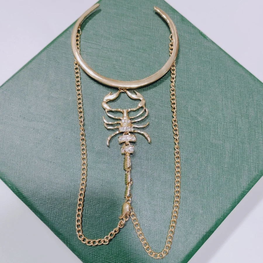 Готический браслет-Скорпион для женщин инкрустированный цирконом креативный