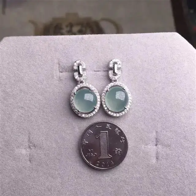 

Natural chalcedony oval diamond shining craft earrings light luxury designer original charm ladies brand silver jewelry