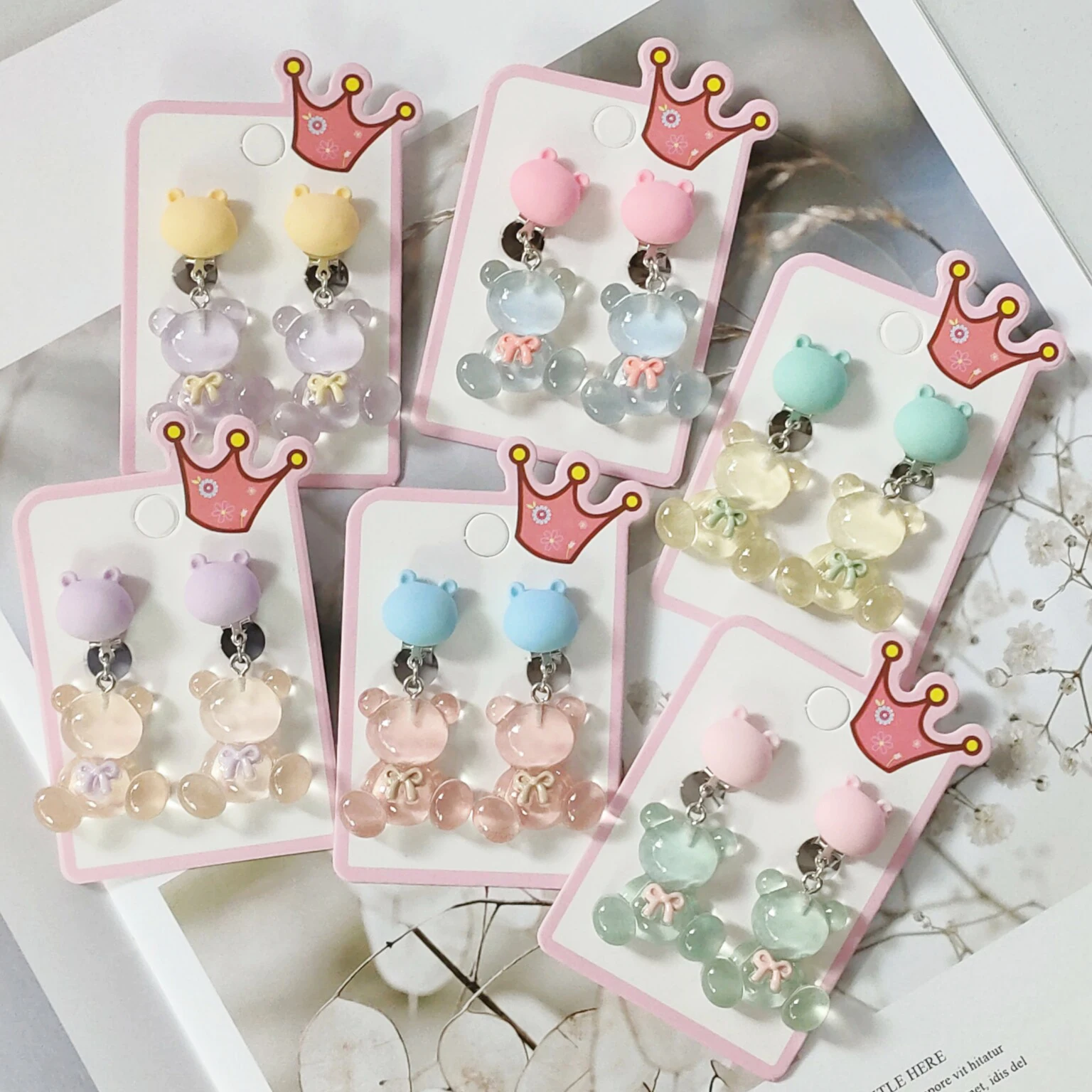 

Gummy Jelly Cute Bear Clip on Earrings for Children Girls No Pierced Earring Jewelry Fashion Accessory