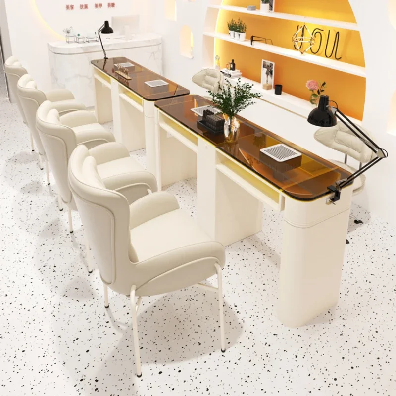 Маникюрный стол OEIN