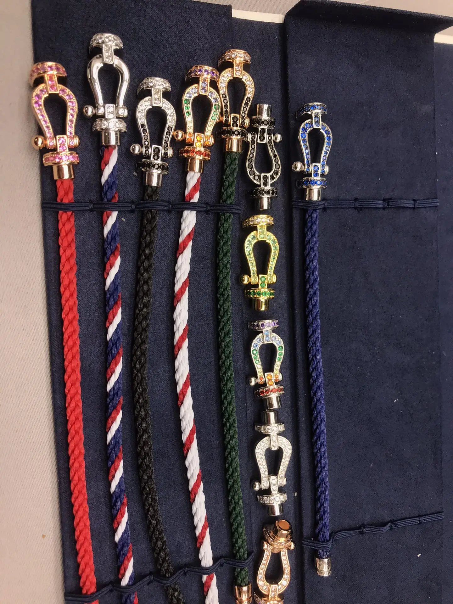 Nylon rope high version U-shaped horseshoe buckle red rope bracelet female micro studded with diamond Year hand rope ornaments