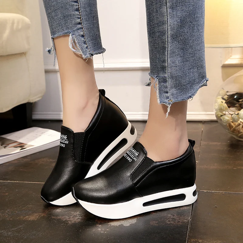 

Кроссовки женские на толстой подошве, повседневные дышащие кроссовки с вулканизированной подошвой, черные, для весны и осени, 2022