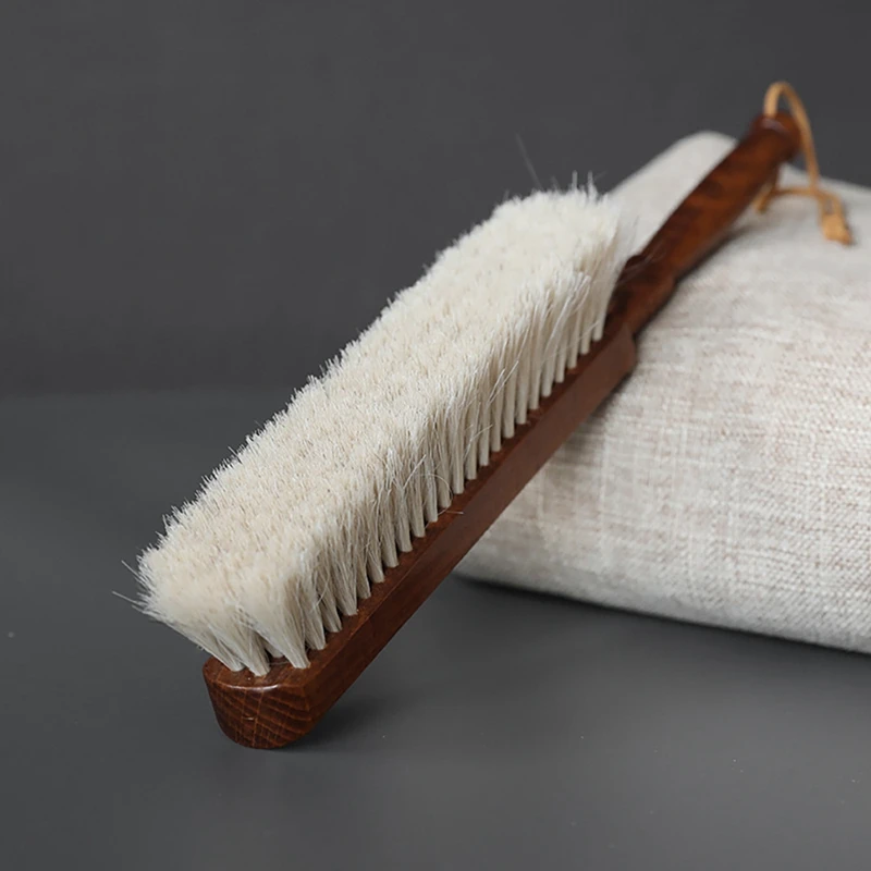 

Щетка для чистки с длинной ручкой и деревянной ручкой