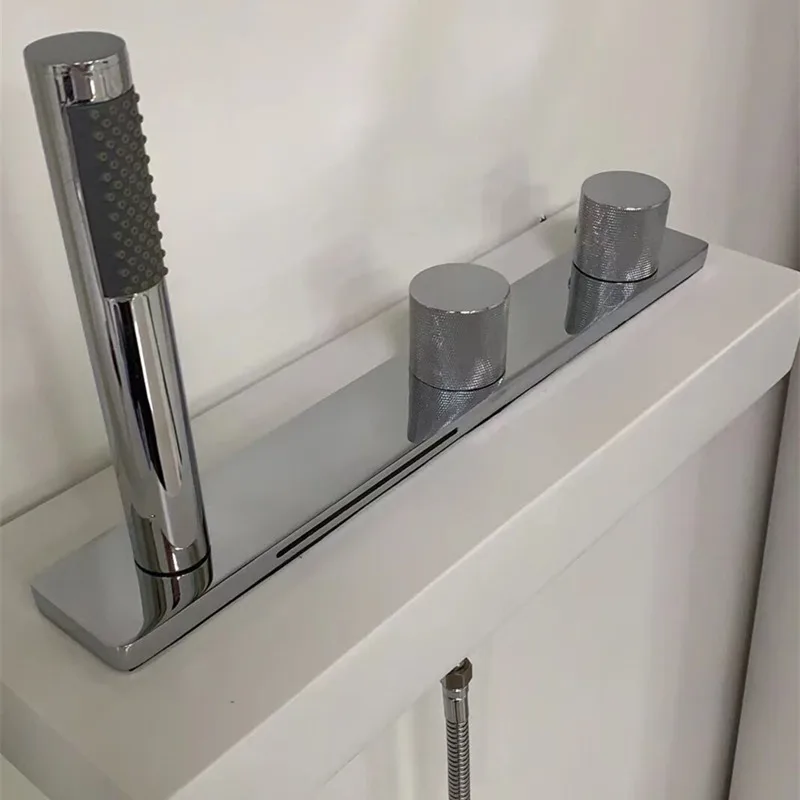 Смеситель для ванны с креплением на раковину смеситель Водопад горячей и