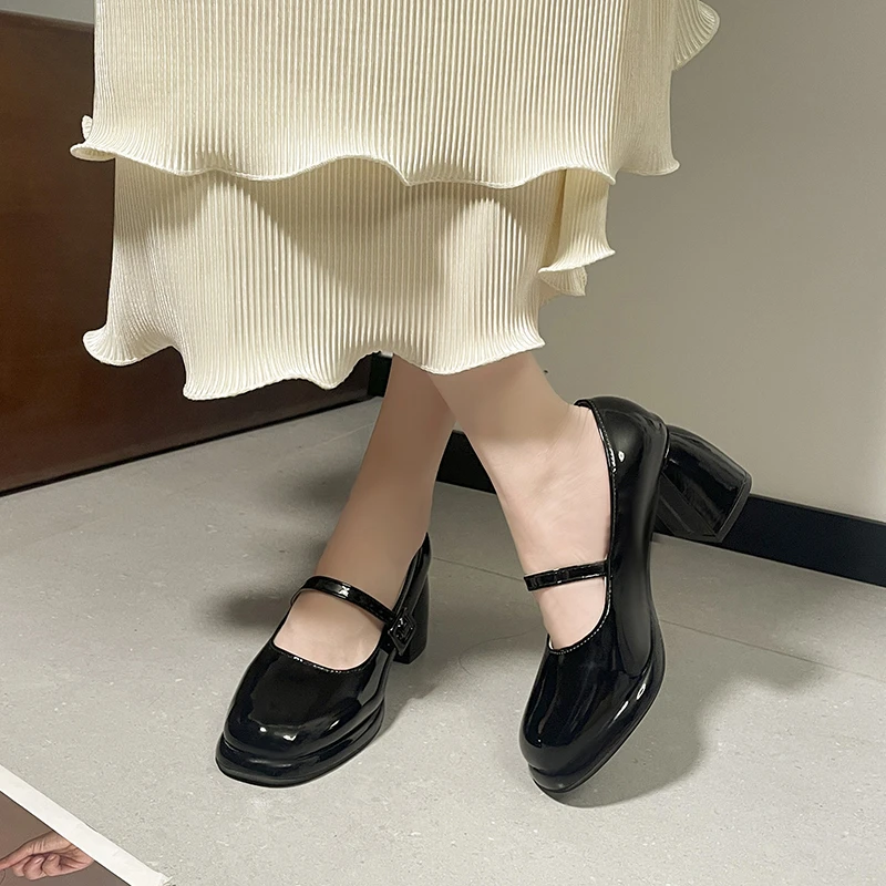 Женские босоножки на высоком каблуке Классические сандалии с квадратным носком