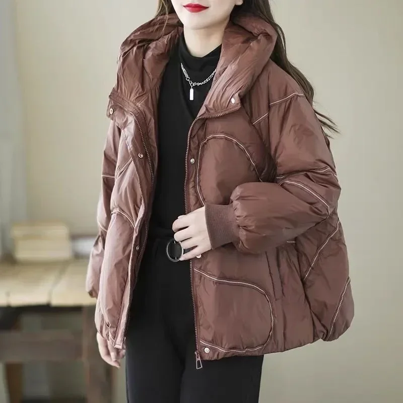 Женский пуховик с капюшоном