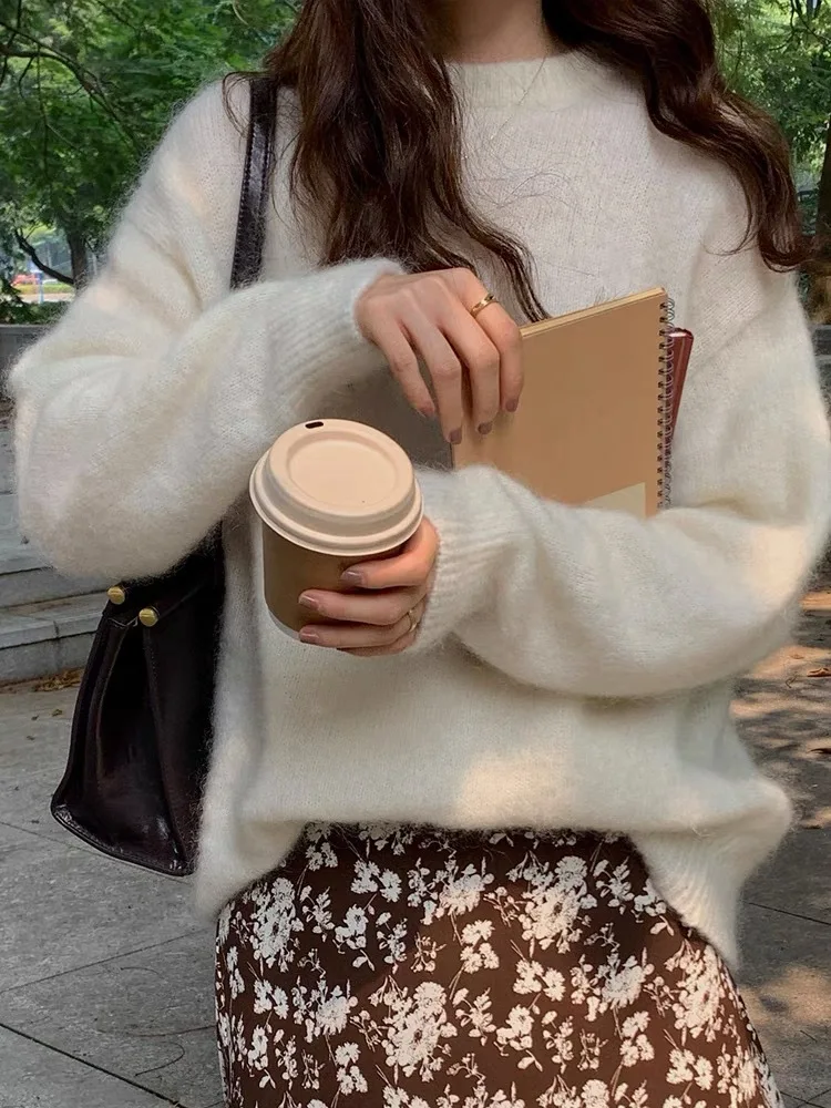 

Casual Long Flare Women Sweater Autumn O-Neck Hairy Kint Female Pullover Sweaters 2023 Elegant Fashion Preppy Lady Clothes