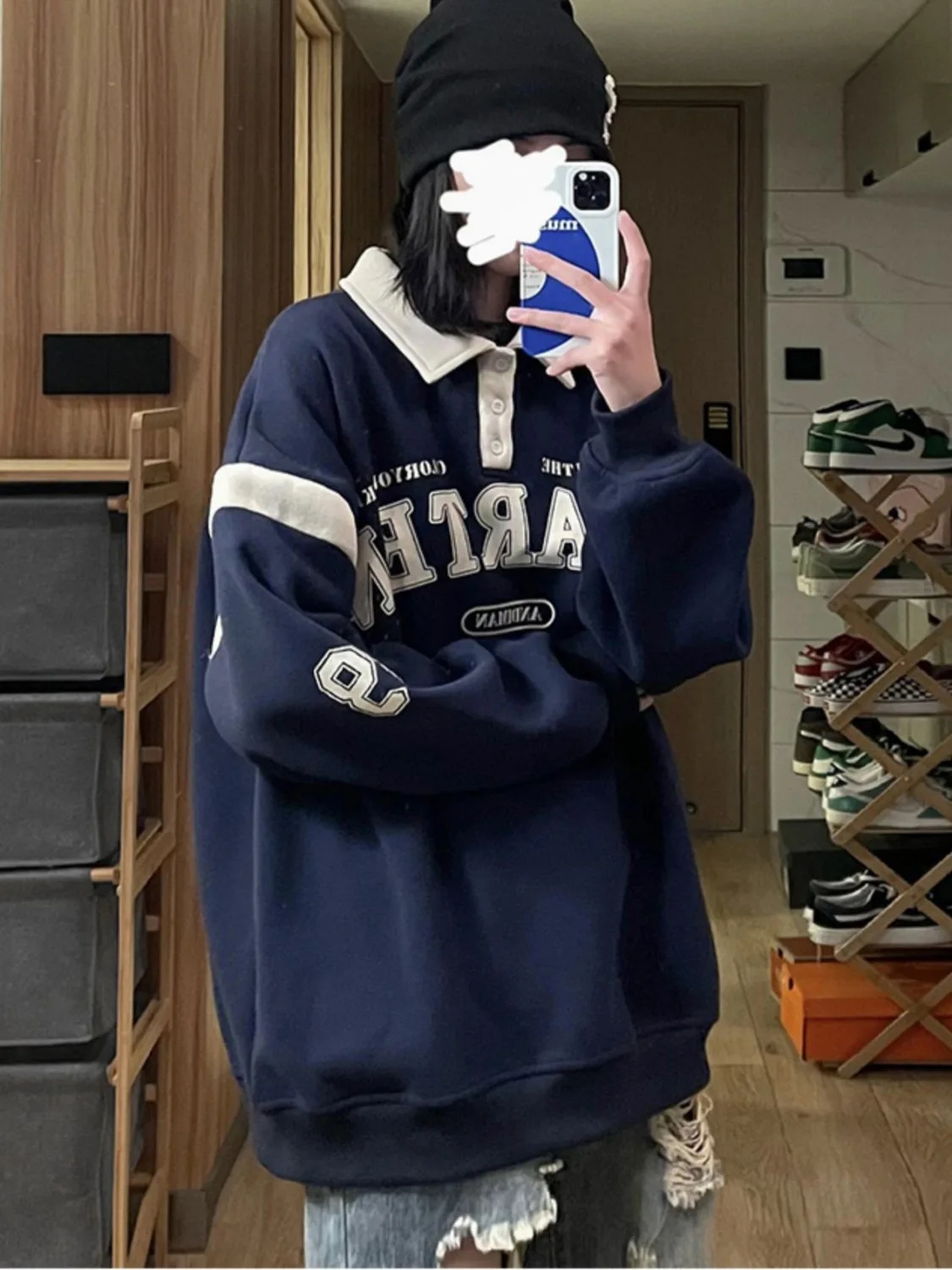 Рисунок 6 - Американский свитер контрастных цветов в стиле ретро