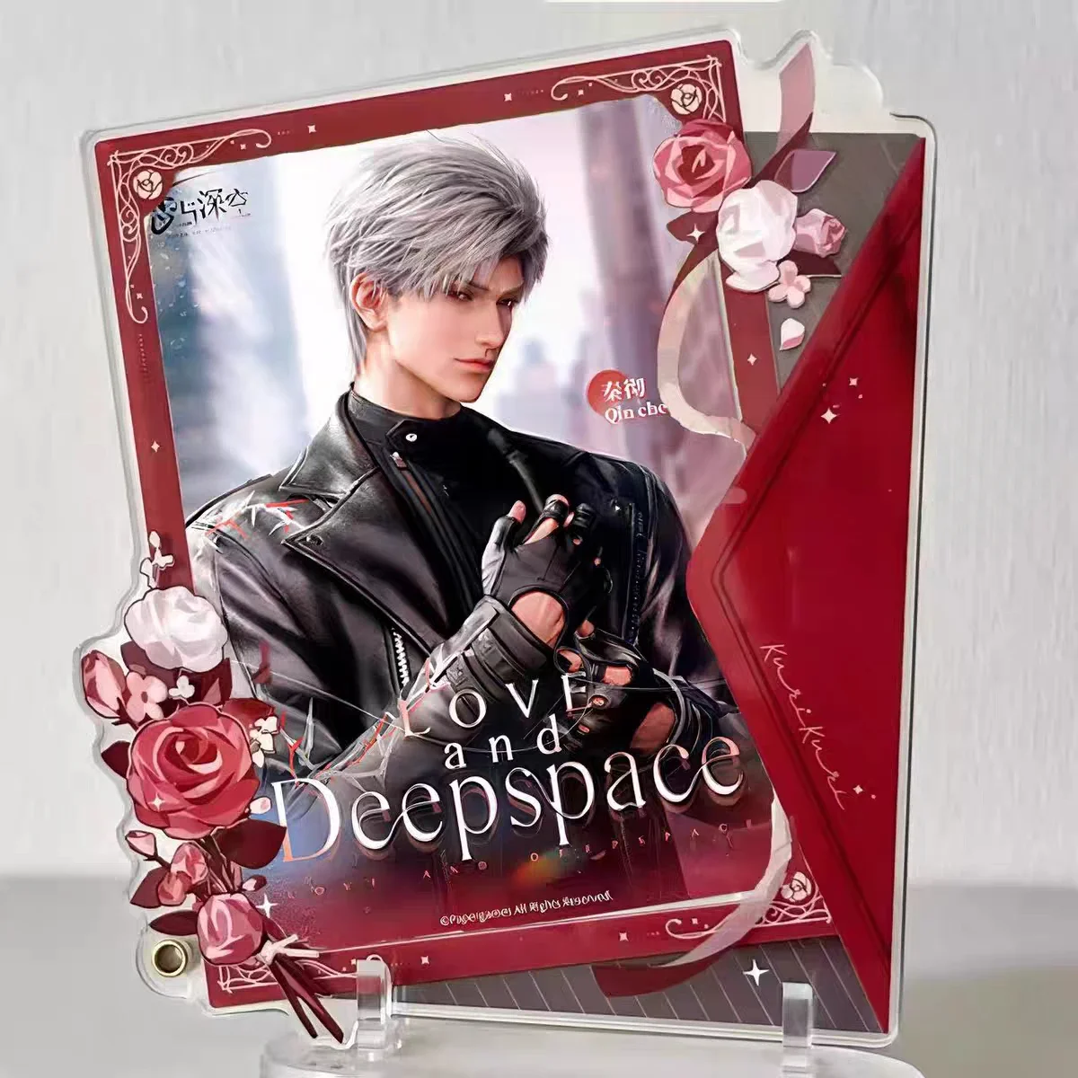 Аниме Love and Deepspace в ассортименте