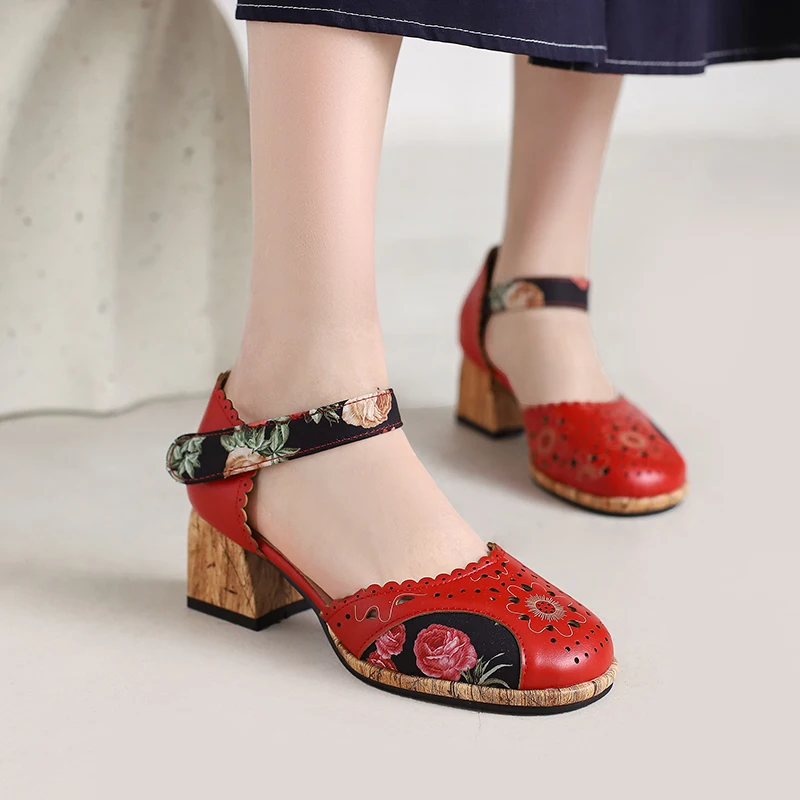 Women Chinese Vintage Sandals Lady Flower Printed Hollowed-out Design Shoes Comfortable Breathable Anti-slip Wear-resistant Sole