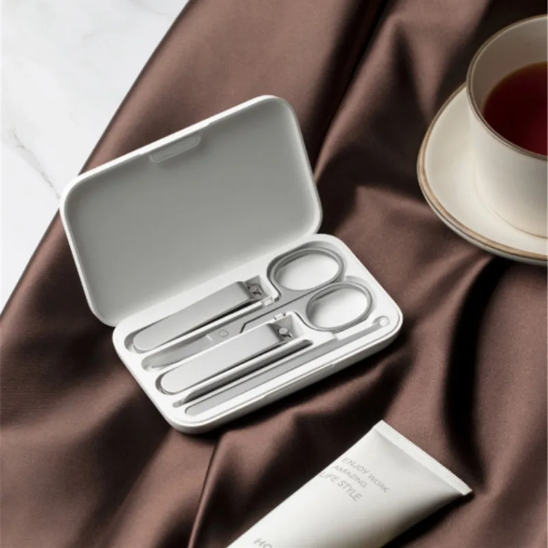 Набор инструментов Xiaomi Mijia для маникюра и педикюра