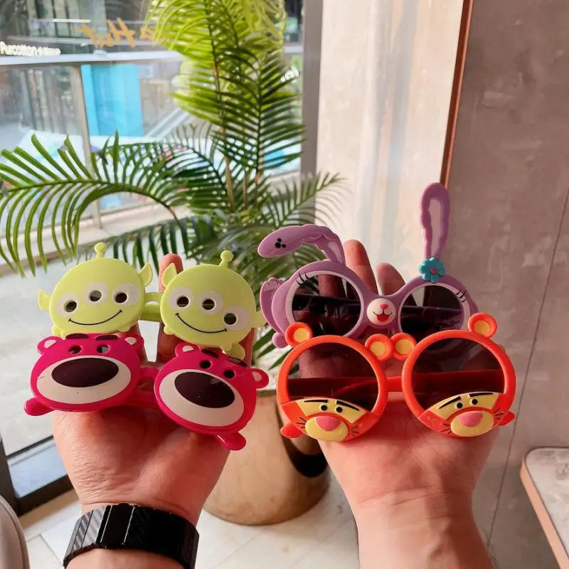 

Cartoon Disney Kawaii Winniechildren's Sunglasses Girl Heart Ins Uv Protection Stellalou Go Out Beach Sunshade Mirror Small Gift