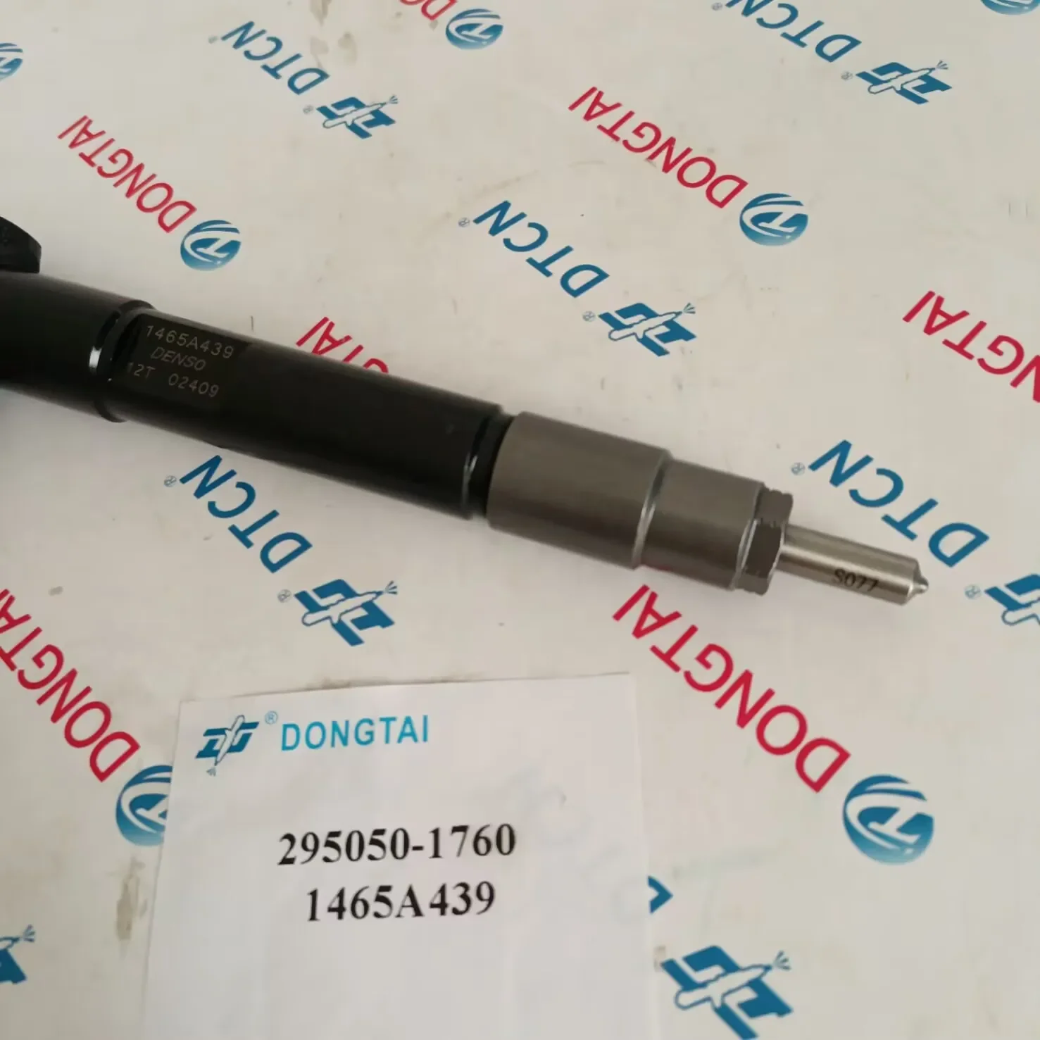 Инжектор Common Rail DENSO 295050 -1760 1465A439