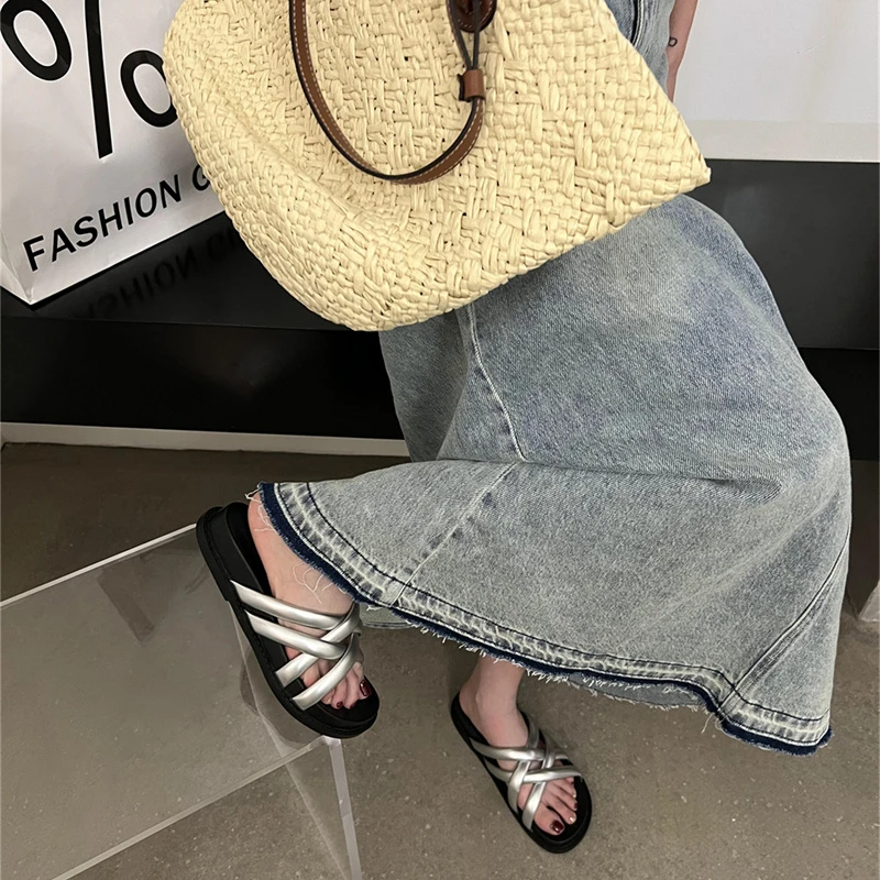Summer women's sandals and slippers fashion casual outerwear 2023 new woven cross belt thick-soled high-end sandals and slippers