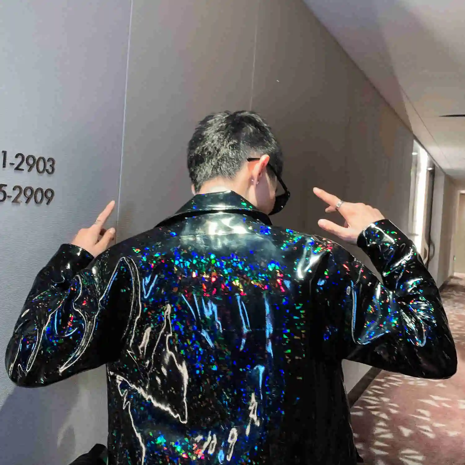 Куртка мужская кожаная блестящая куртка из зеркальной кожи для осени мотоцикла |