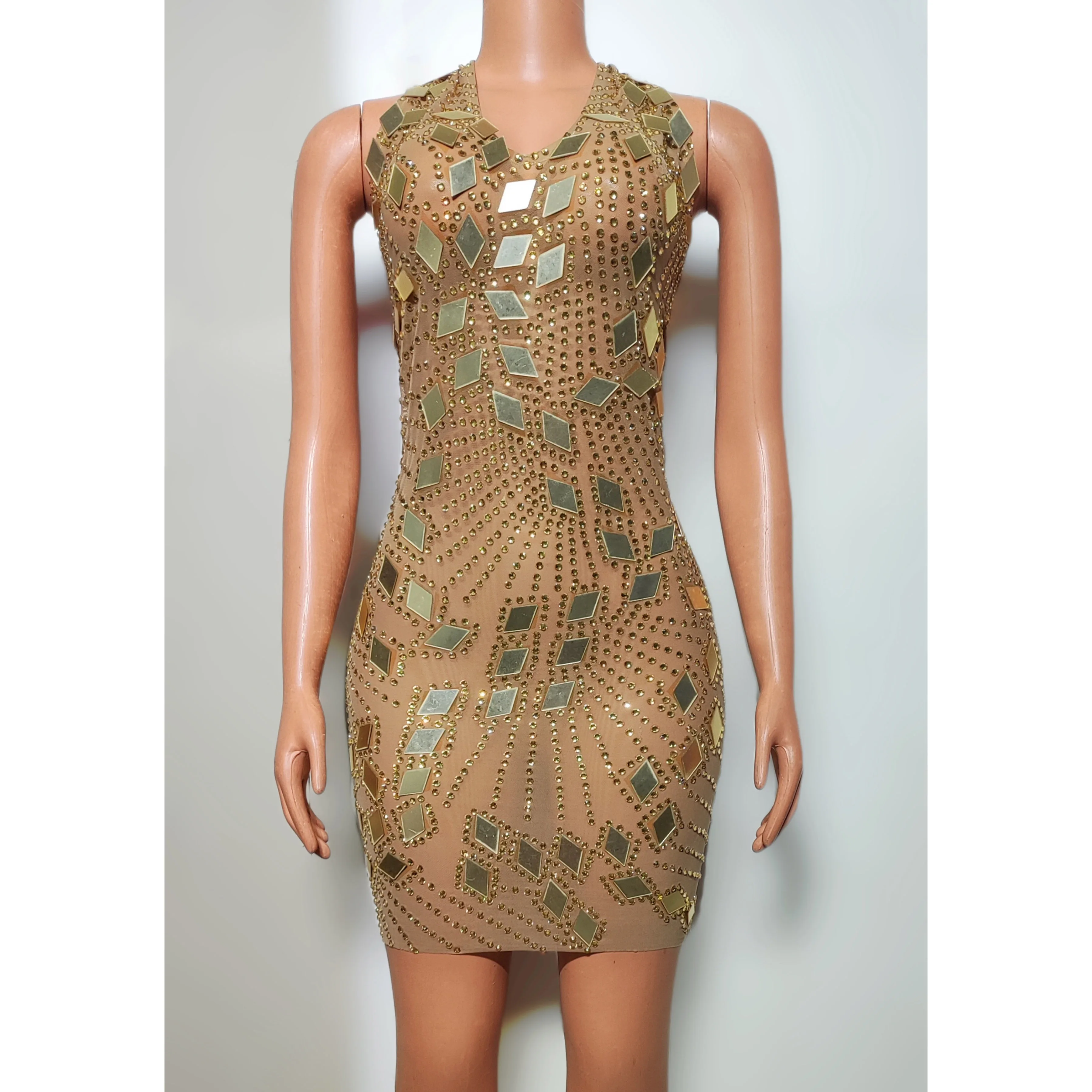 Юбка-облегающая короткая с блестками и горным хрусталем