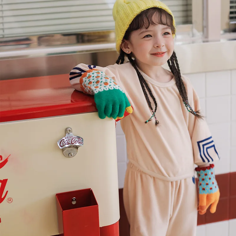 

Children's Sweatshirts 2022 Autumn and Winter European and American Style Girls' Home Love Velvet Thickened Pullover Tops