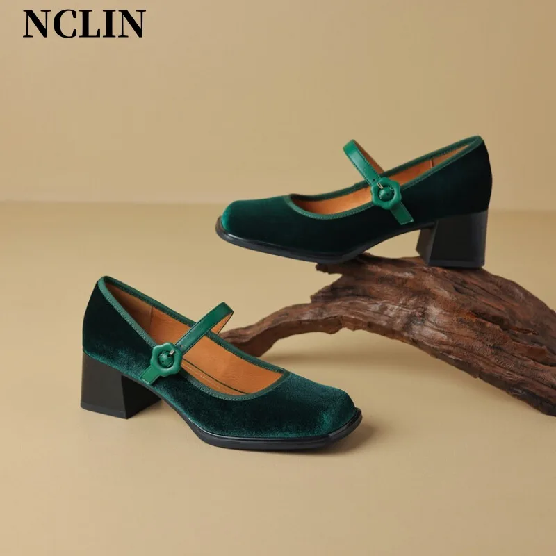 Женские туфли на массивном каблуке бархатные ручной работы платформе квадратный