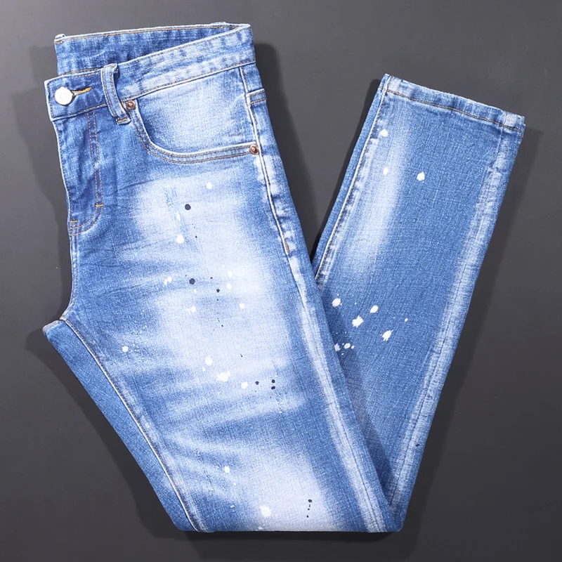 

Jeans Pria Fashion Streetwear Celana Denim Hip Hop Merek Perancang Tambalan Pria Jeans Sobek Pas Badan Elastis Abu-abu Retro