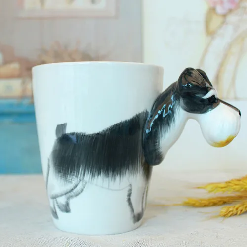 

Керамическая чашка с животными