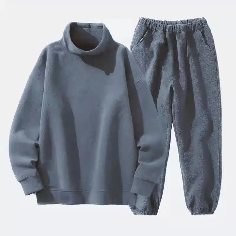 Костюм спортивный мужской с высоким воротником