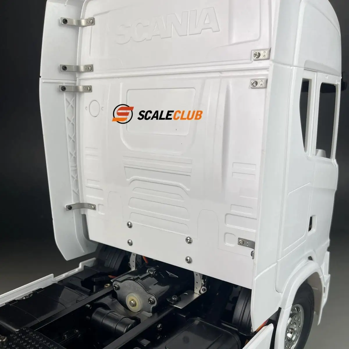 Модернизированная металлическая передняя пряжка Scaleclub 1/14 Tamiya 770s
