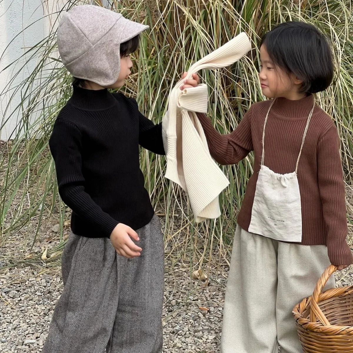 

Kid Sweater Korean Children Wear 2023 Winter New Children Sweater Three-color Elastic Base Shirt Half Turtleneck Sweater