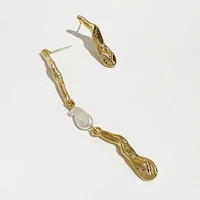 perisbox long mismatched pearl dangle earrings asymmetric baroque freshwater pearl earrings hammered bar irregular drop earring