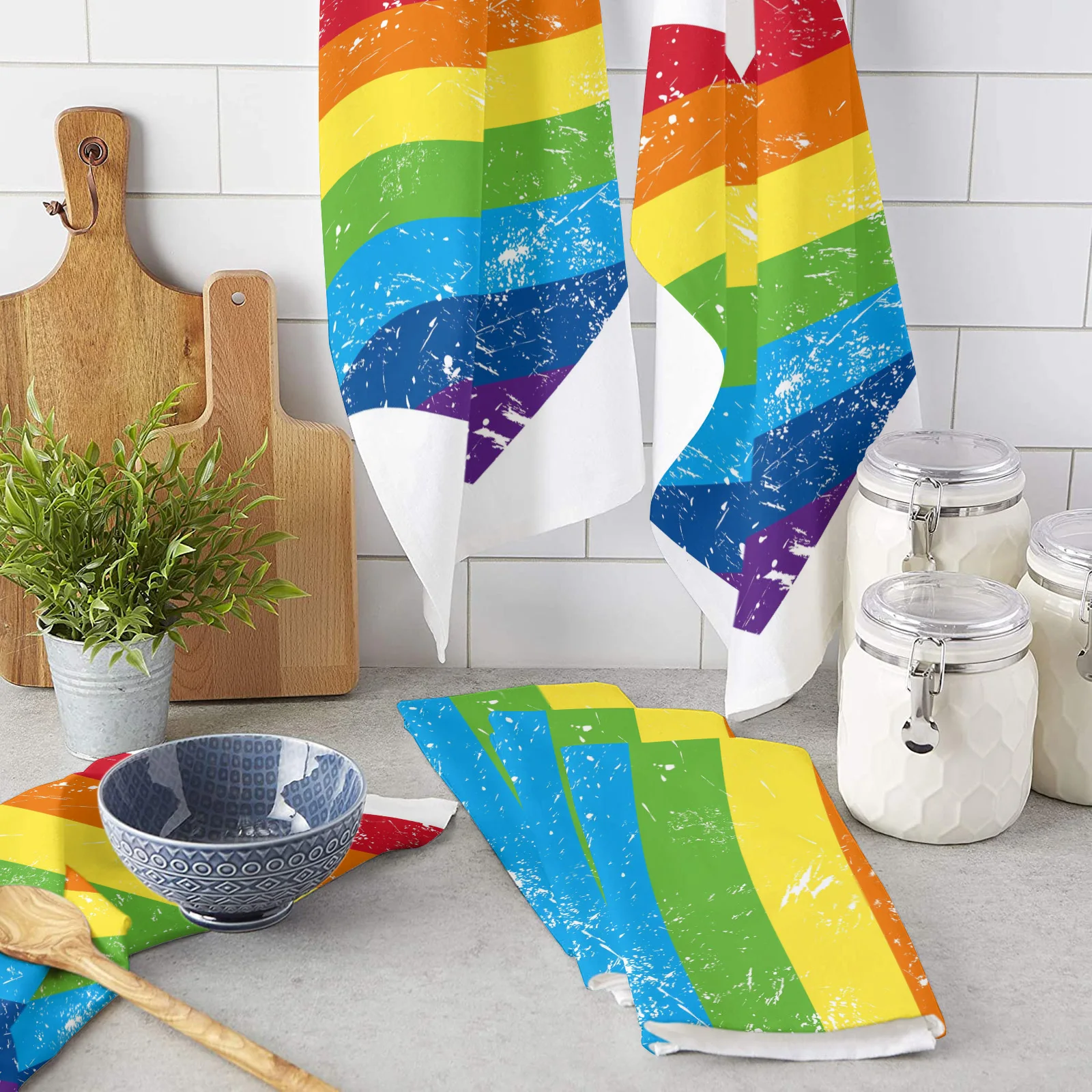 

Полотенце кухонное в полоску, с принтом в виде сердца