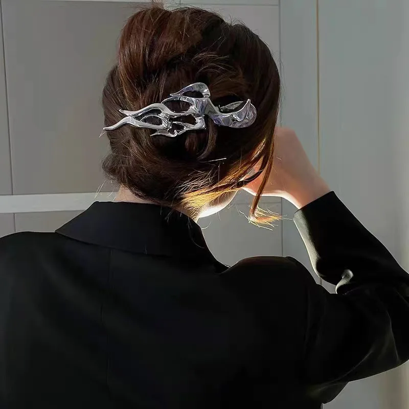 

Зажим для волос маленький дизайн простые крутые аксессуары для волос универсальная женская шпилька для волос с рисунком пламени аксессуар...