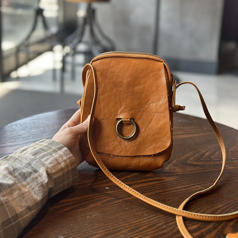 

2023 New Women Head Cowhide Leather Shoulder Phone Holders Purses