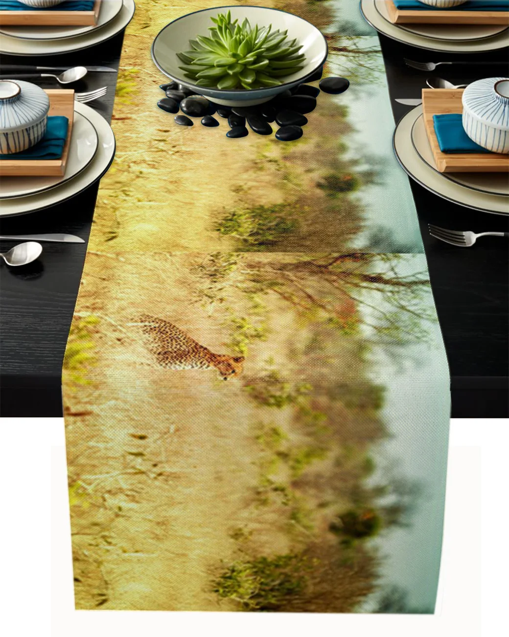 

Декоративная подставка под стол с животными из Южной Африки