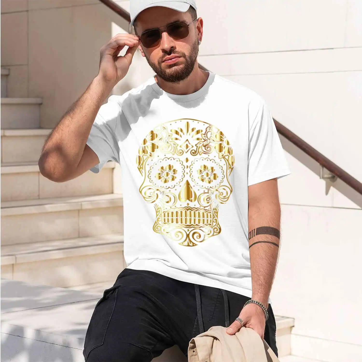 Фото Забавная футболка Mexan Sugar Skull 2021, новинка, золотая футболка с изображением сахарного черепа для мужчин, новая модель 2026 года, мужская футболка с коротким рукавом. №2