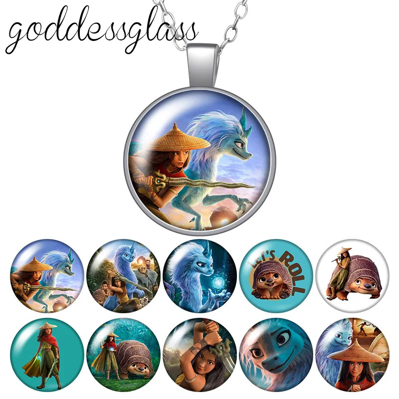 

Ожерелье с подвеской из серебра и стекла с изображением дракона Sisu